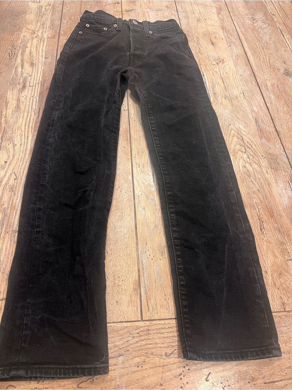 Levi’s Women’s Black Dark Acid Wash Denim Wedgie Straight Jeans Button Fly 24